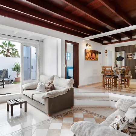 Будинок відпочинку Casa Valentina 2 *